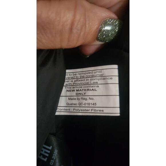 GUESS Red Hooded Parka Jacket – Faux Fur Trim, Quilted Lining, Winter Coat - Picture 3 of 5